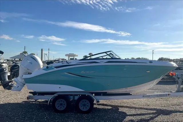 Slide: The Image of Hurricane SunDeck 2050 OB 2025 - 8