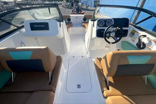 Slide: The Image of Hurricane SunDeck 2050 OB 2025 - 9