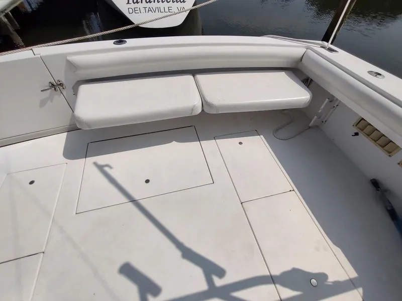 Slide: The Image of Wellcraft 330 Coastal 1997 - 15