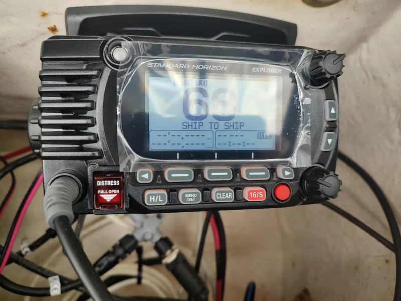 Slide: The Image of Wellcraft 330 Coastal 1997 - 23