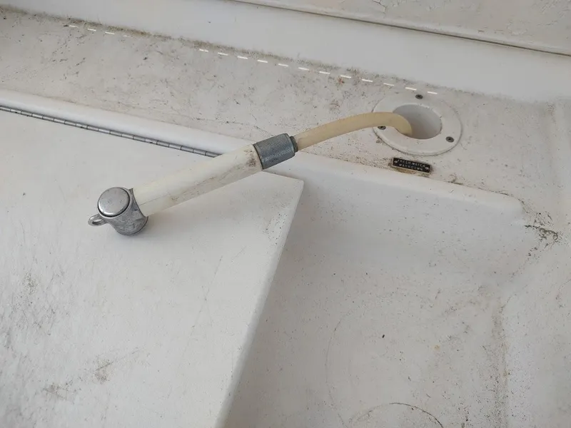 Slide: The Image of Wellcraft 330 Coastal 1997 - 29