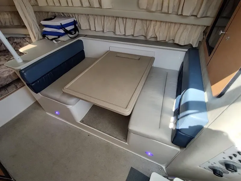 Slide: The Image of Wellcraft 330 Coastal 1997 - 45