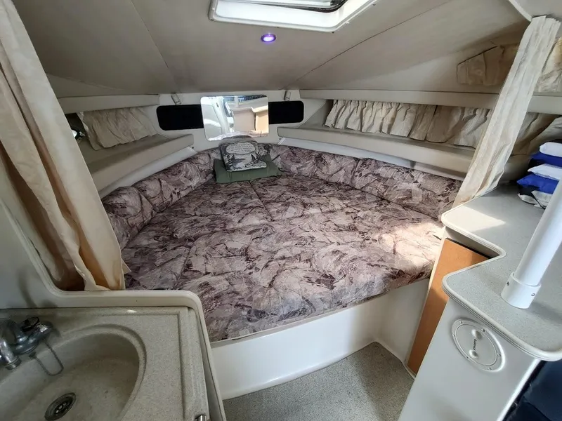 Slide: The Image of Wellcraft 330 Coastal 1997 - 48