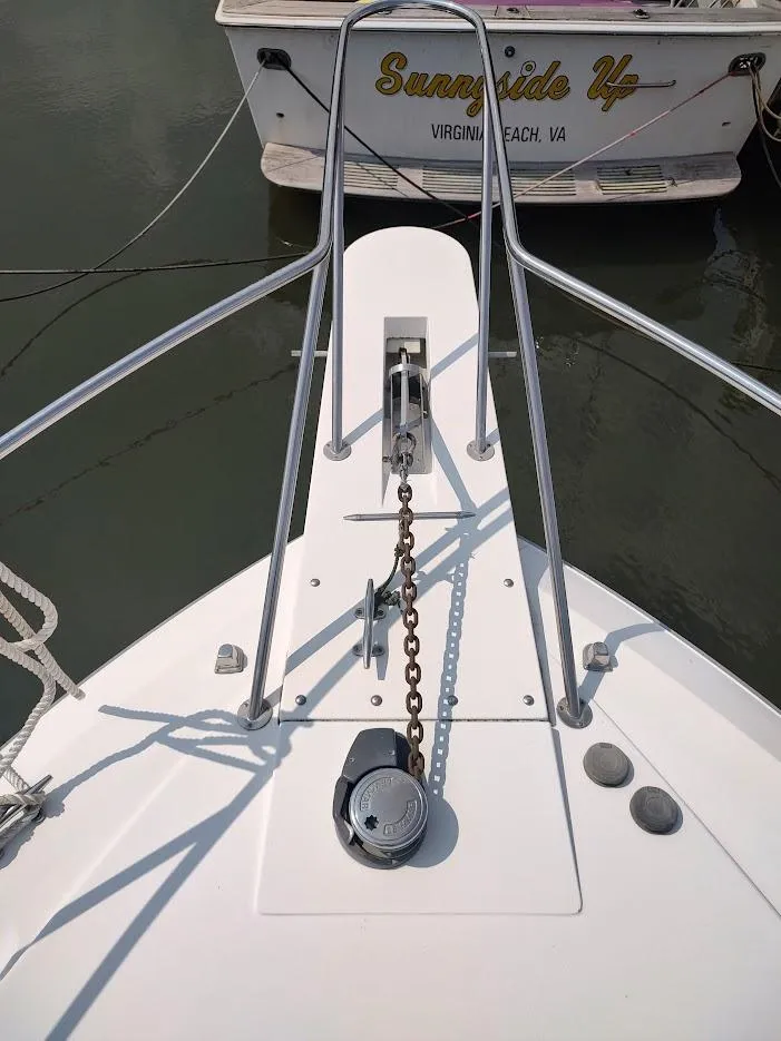 Slide: The Image of Wellcraft 330 Coastal 1997 - 6