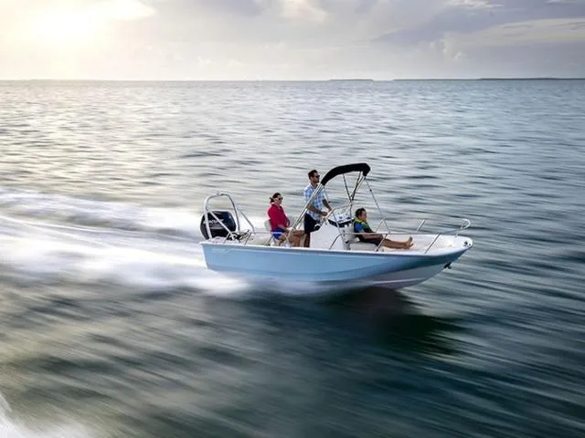 Slide: The Image of Boston Whaler 170 Montauk 2024 - 1
