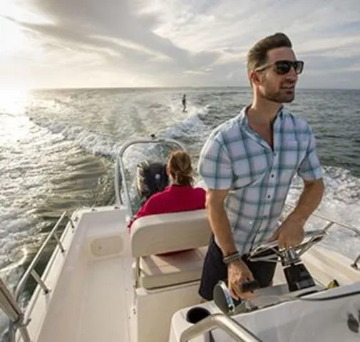 Slide: The Image of Boston Whaler 170 Montauk 2024 - 24