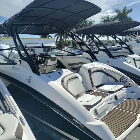 Slide: The Image of Yamaha 242LTD-SE 2016 - 23