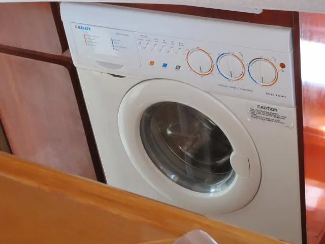 Slide: The Image of Washing machine inside 2000 Alliaura Privilege 37 yacht cabin. - 26