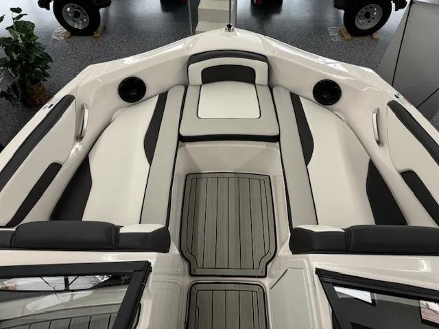 Slide: The Image of 2025 Yamaha Boats 195S interior with sleek seating and modern design. - 3