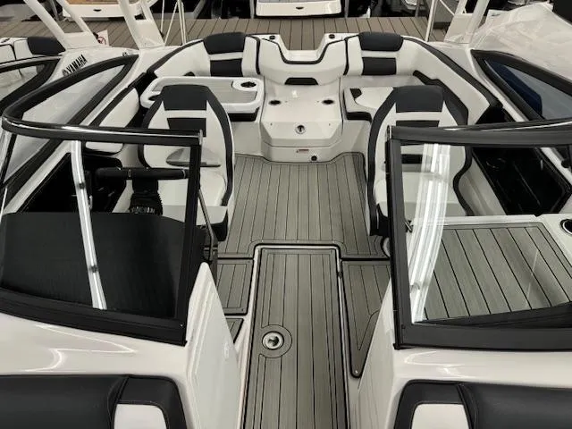 Slide: The Image of 2025 Yamaha Boats 195S interior with sleek seating and modern design. - 4