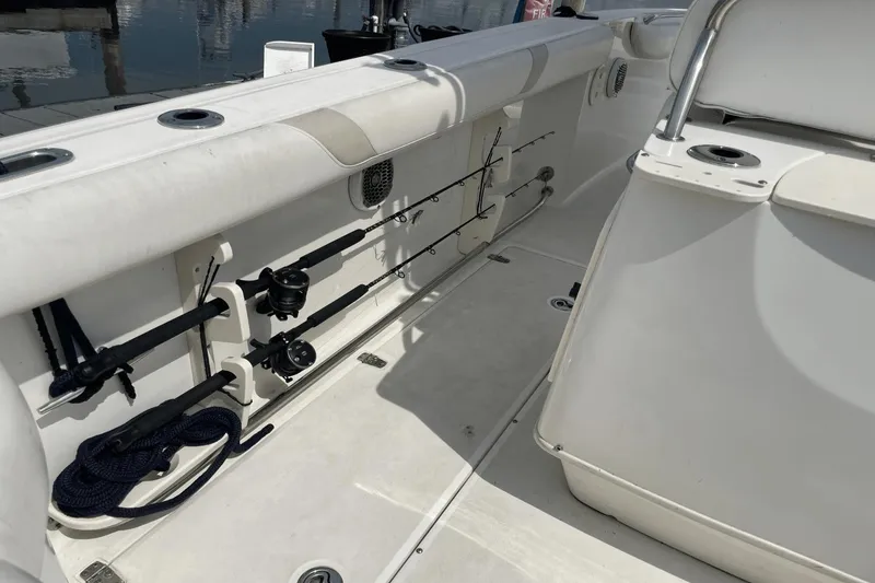 Slide: The Image of Boston Whaler 240 Outrage 2008 - 12