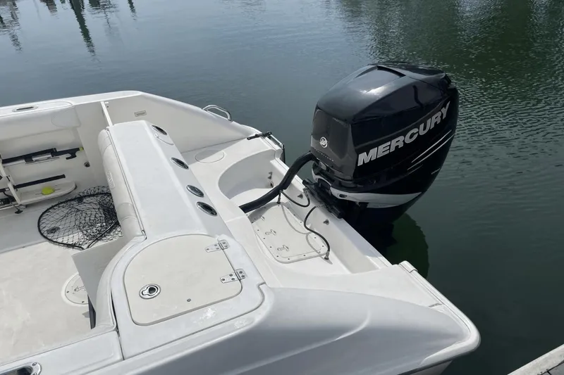 Slide: The Image of Boston Whaler 240 Outrage 2008 - 2