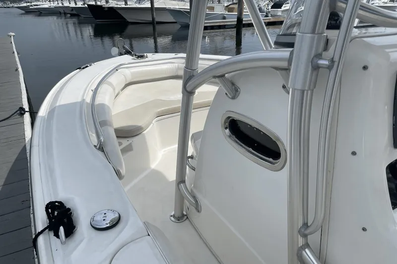 Slide: The Image of Boston Whaler 240 Outrage 2008 - 22