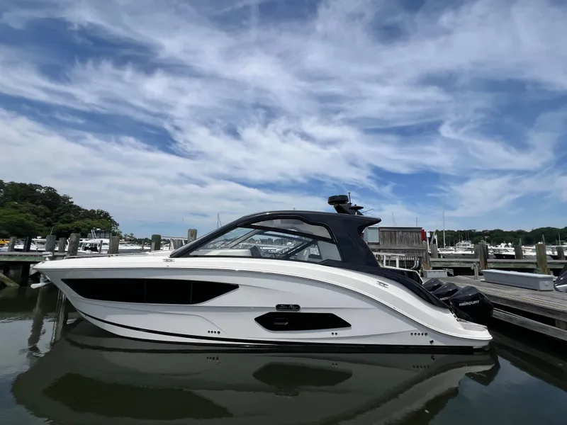 Slide: The Image of Sea Ray Sundancer 370 Outboard 2023 - 12