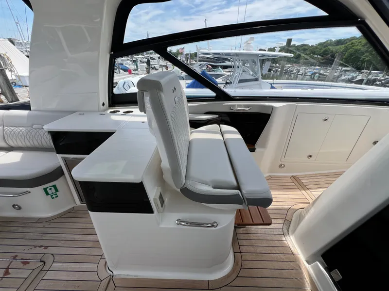 Slide: The Image of Sea Ray Sundancer 370 Outboard 2023 - 24