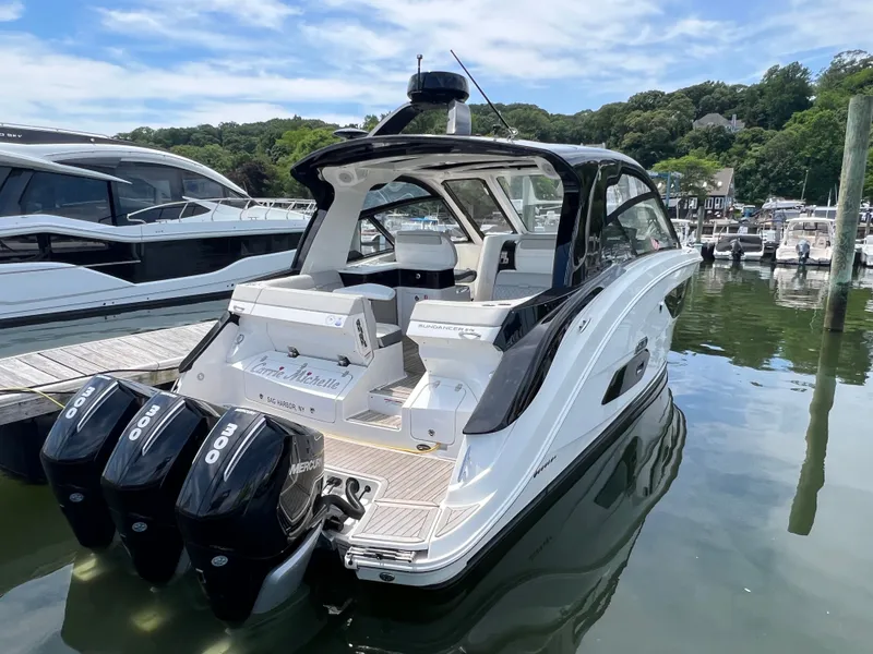 Slide: The Image of Sea Ray Sundancer 370 Outboard 2023 - 8