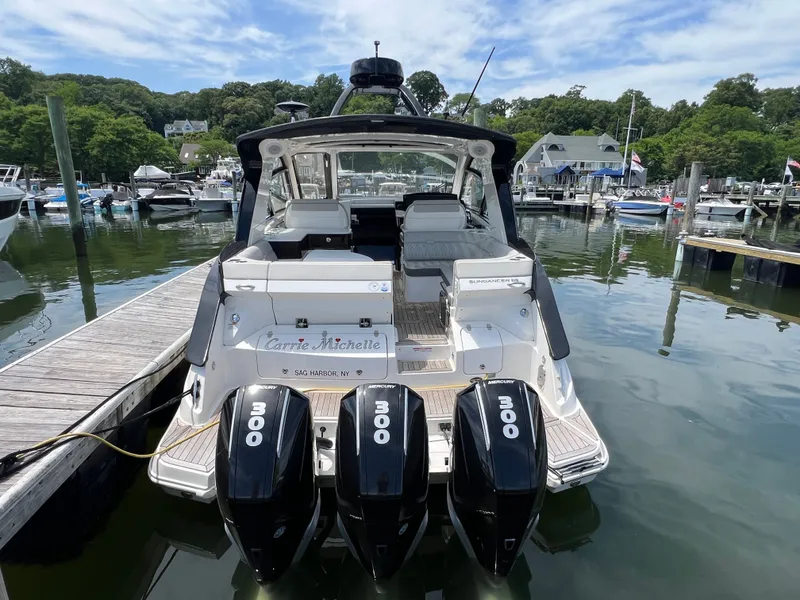 Slide: The Image of Sea Ray Sundancer 370 Outboard 2023 - 9