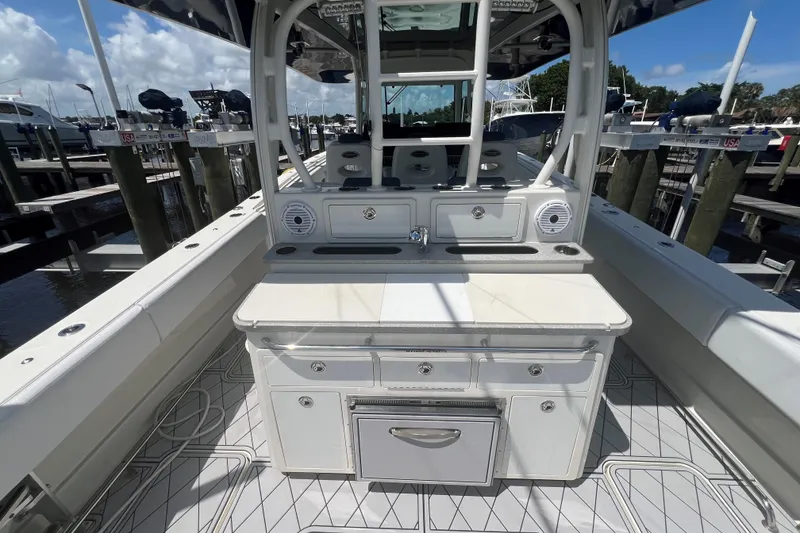 Slide: The Image of HCB 42 Five Wahoos - Cockpit - 10