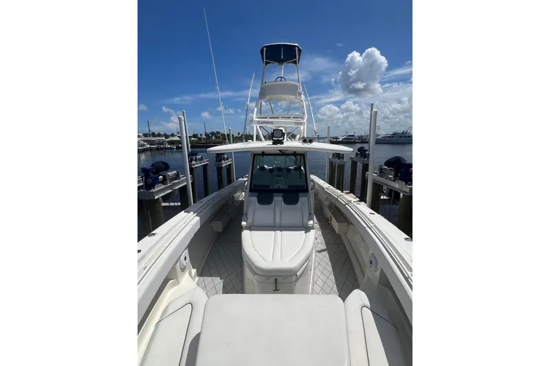 Slide: The Image of HCB 42 Five Wahoos - Bow - 13