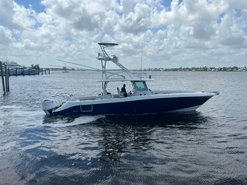 Slide: The Image of HCB 42 Five Wahoos - Profile - 3