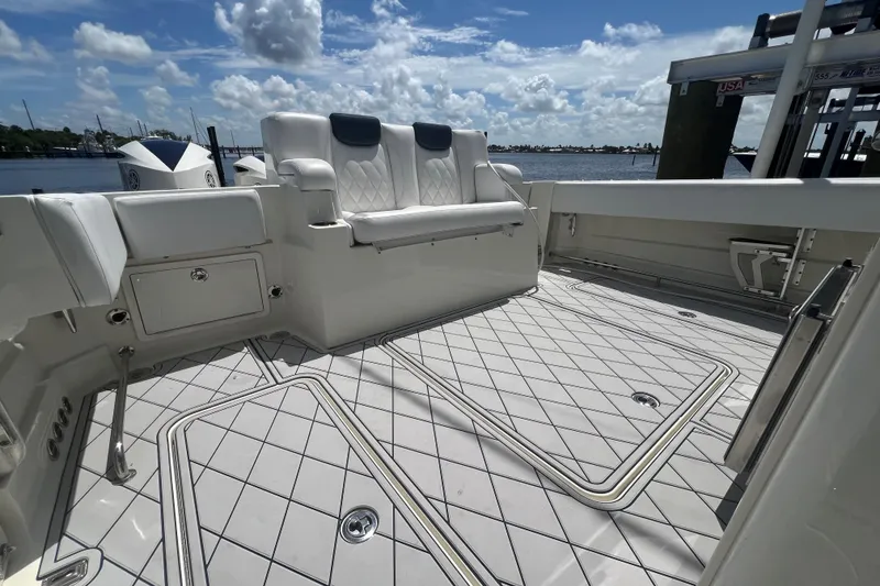 Slide: The Image of HCB 42 Five Wahoos - Cockpit - 8