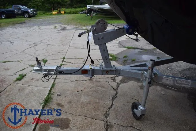 Slide: The Image of Bayliner Element M15 2023 - 6