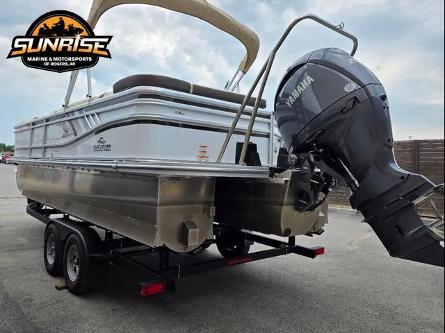 Slide: The Image of SunCatcher Select 322C 2025 - 28