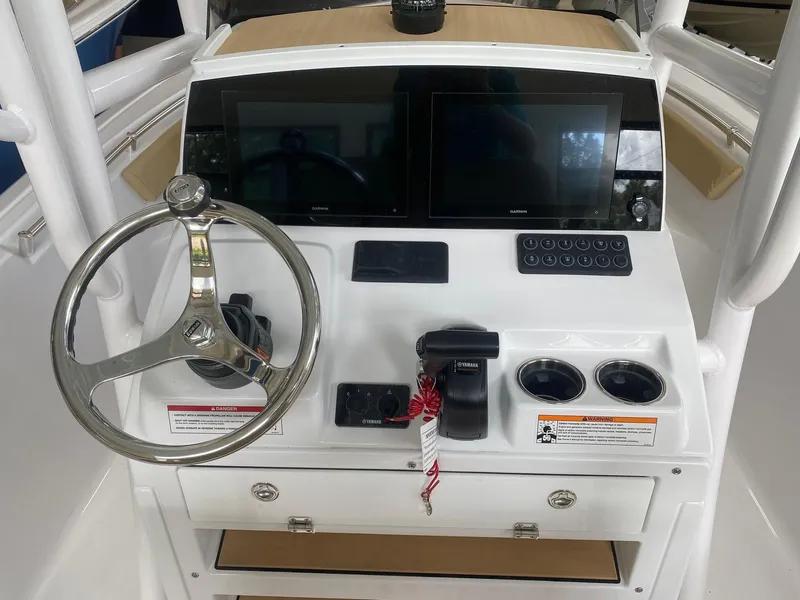 Slide: The Image of Sportsman Open 212 Center Console 2024 - 8