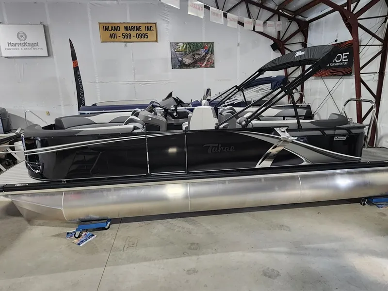 Slide: The Image of Tahoe LTZ 2385 Quad Lounge 2025 - 6