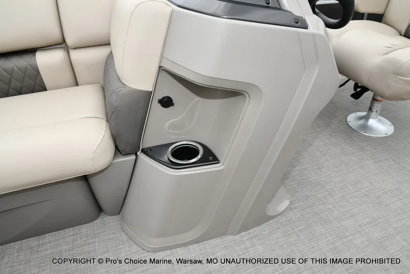 Slide: The Image of Sun Tracker Party Barge 20 DLX 2025 - 20