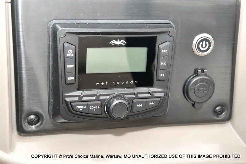 Slide: The Image of Sun Tracker Party Barge 20 DLX 2025 - 27