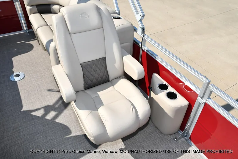 Slide: The Image of Sun Tracker Party Barge 22 DLX w/150 Mercury 4 Stroke 2025 - 11