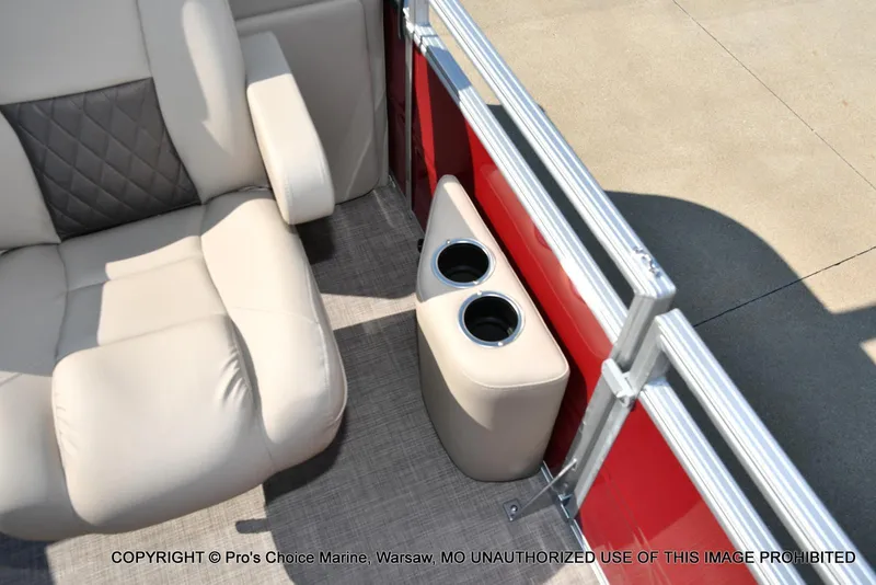 Slide: The Image of Sun Tracker Party Barge 22 DLX w/150 Mercury 4 Stroke 2025 - 12