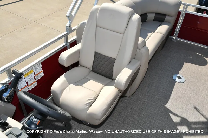 Slide: The Image of Sun Tracker Party Barge 22 DLX w/150 Mercury 4 Stroke 2025 - 15