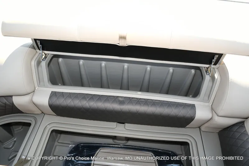 Slide: The Image of Sun Tracker Party Barge 22 DLX w/150 Mercury 4 Stroke 2025 - 46