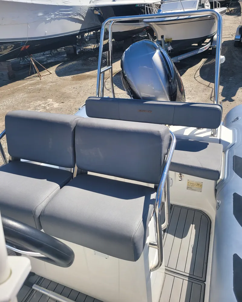 Slide: The Image of Brig 610H 2019 - 5