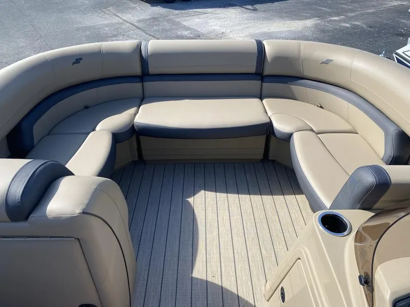 Slide: The Image of Starcraft EXS 1 HB4 2025 - 6