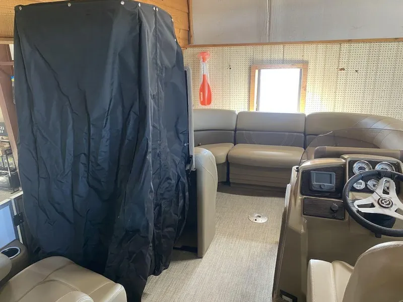 Slide: The Image of Sylvan 820 CLZ DH 2025 - 17