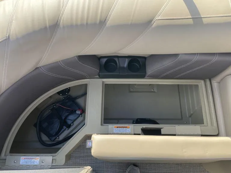 Slide: The Image of Sylvan 822 LZ Mirage 2025 - 14