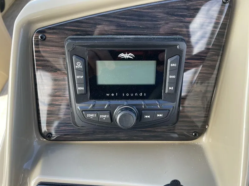 Slide: The Image of Sylvan 822 LZ Mirage 2025 - 9