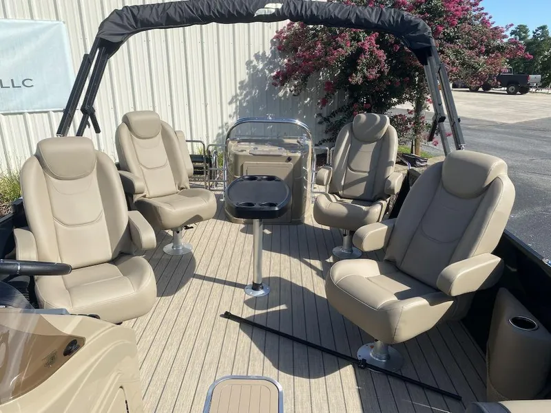 Slide: The Image of Starcraft EXS 1 HB4 2025 - 10