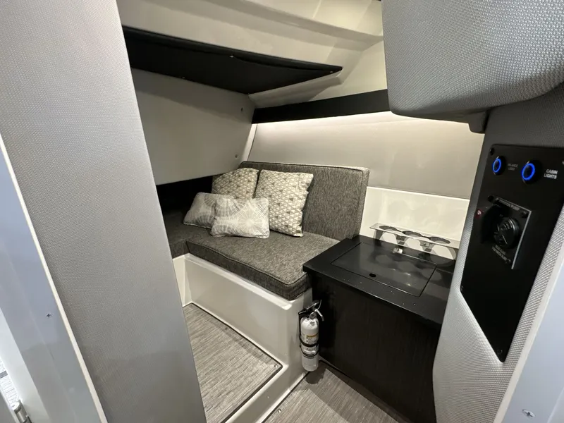 Slide: The Image of Cobalt R33 Surf 2025 - 13