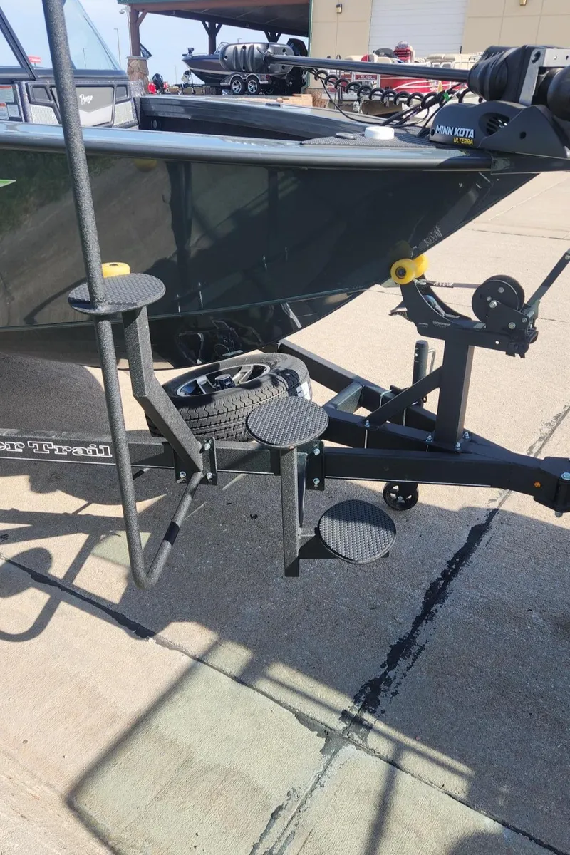 Slide: The Image of Ranger VX1988 WT 2024 - 14