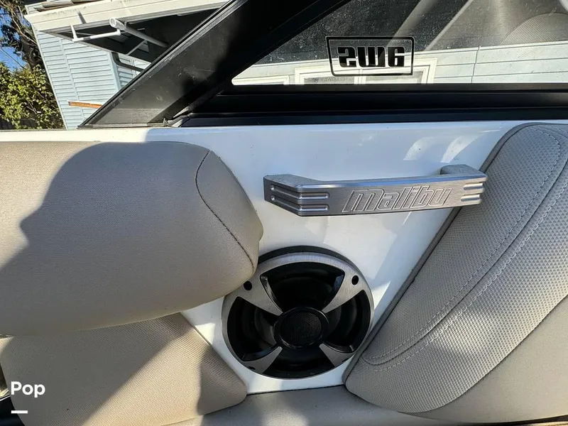 Slide: The Image of 2017 Malibu 21VLX for sale in Lake Oswego, OR - 21