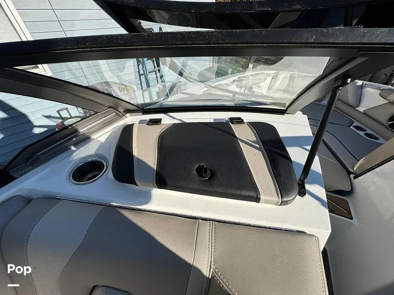 Slide: The Image of 2017 Malibu 21VLX for sale in Lake Oswego, OR - 22