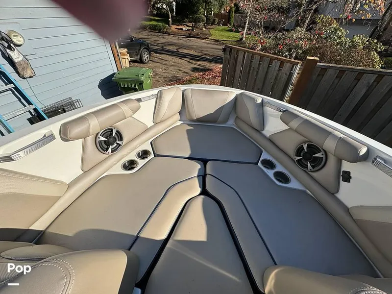 Slide: The Image of 2017 Malibu 21VLX for sale in Lake Oswego, OR - 32