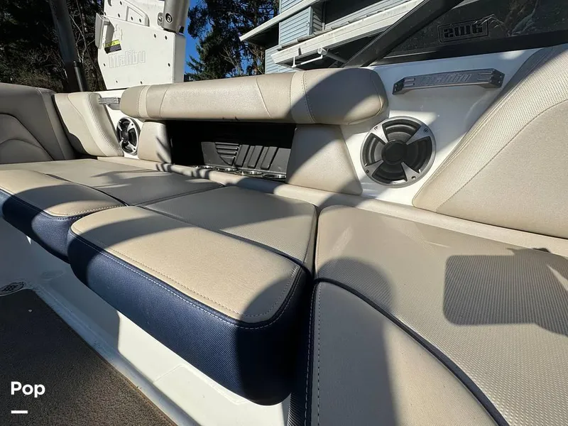 Slide: The Image of 2017 Malibu 21VLX for sale in Lake Oswego, OR - 40