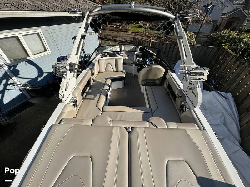 Slide: The Image of 2017 Malibu 21VLX for sale in Lake Oswego, OR - 53