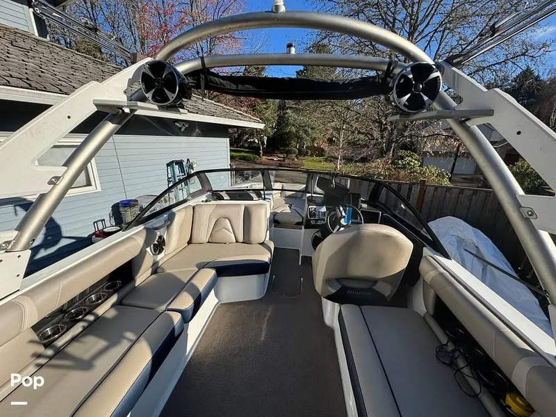 Slide: The Image of 2017 Malibu 21VLX for sale in Lake Oswego, OR - 8