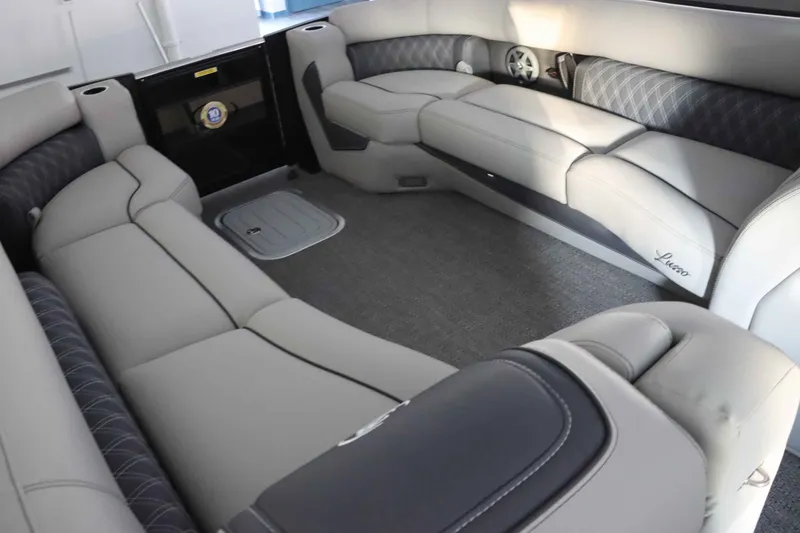 Slide: The Image of Barletta Lusso 25QCSS 2025 - 14